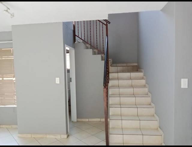 2 BEDROOM DUPLEX FOR SALE IN GROENEWEIDE